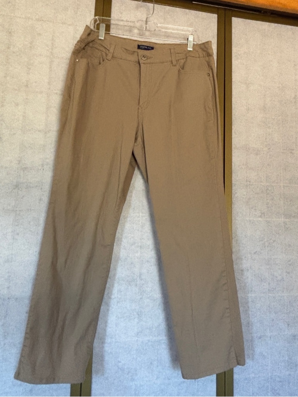 Bandalino Caroline Stretch Jeans, Tan/Khaki, Size 16, Length 28, NWOT